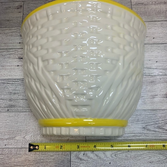 Vintage Haeger Pottery Wall Pocket Vase - Picture 11 of 11